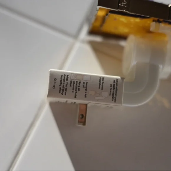 Rapunzel Bath & Body Works Tangled
Wallflower Night Light Brand New With Tags - Picture 8 of 15